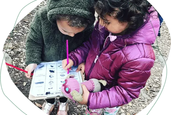 nature-journaling-outdoor-learning-transparent Children nature journaling outdoors during a Nature Scouts Collective hands-on nature class in North County San Diego to help with Attention Restoration.